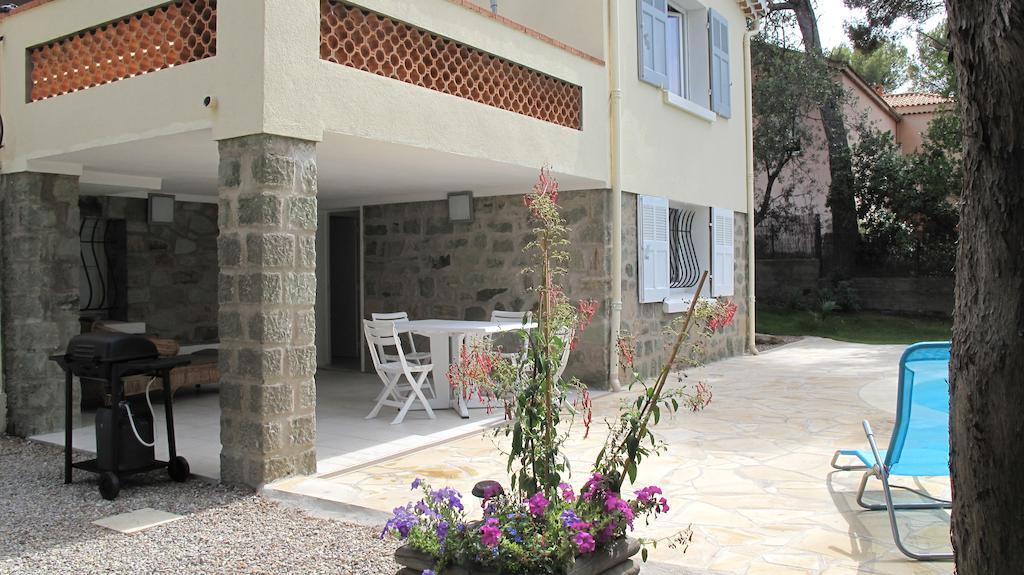 Appartement Dans Villa St Raphael Saint-Raphaël Zimmer foto