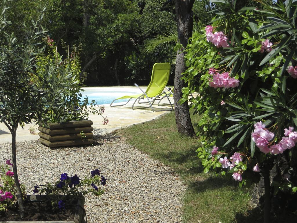 Appartement Dans Villa St Raphael Saint-Raphaël Zimmer foto