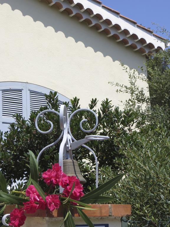 Appartement Dans Villa St Raphael Saint-Raphaël Zimmer foto